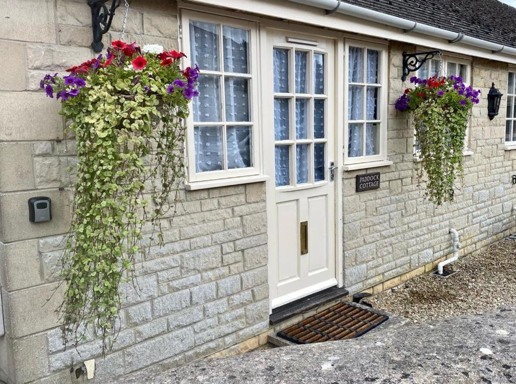 Heart Of The Village Cotswold Cottage In Crudwell. ภายนอก รูปภาพ