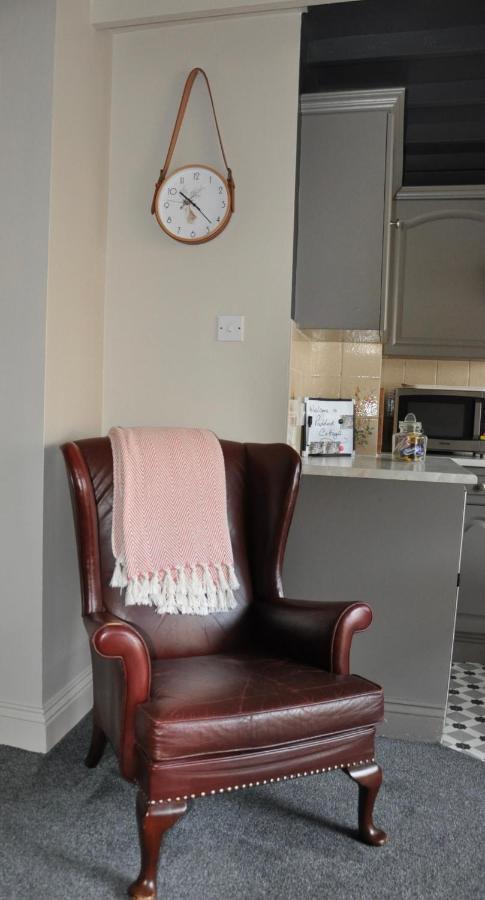 Heart Of The Village Cotswold Cottage In Crudwell. ภายนอก รูปภาพ